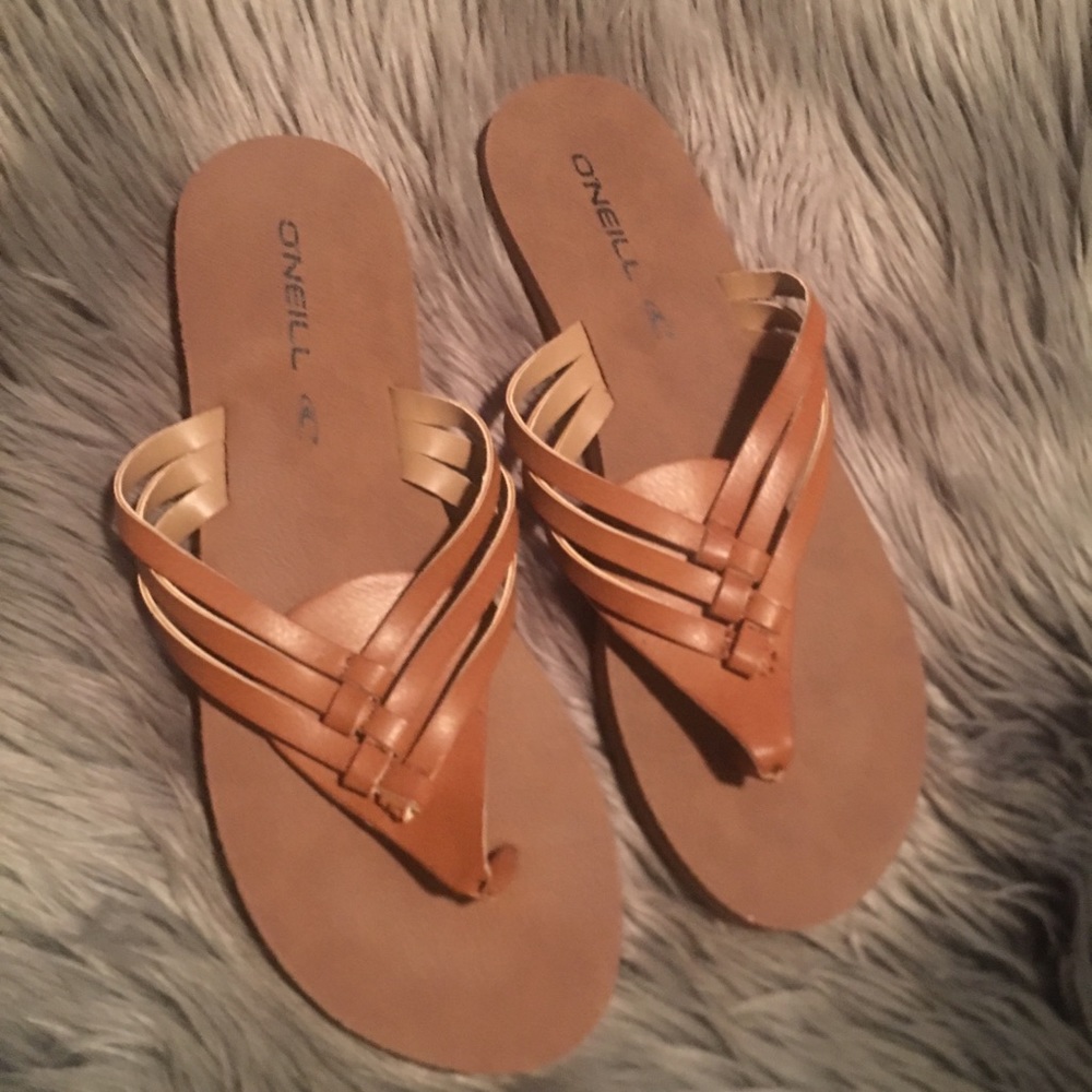 •SALE• NWOT O’NIELL tan flip flop sandals